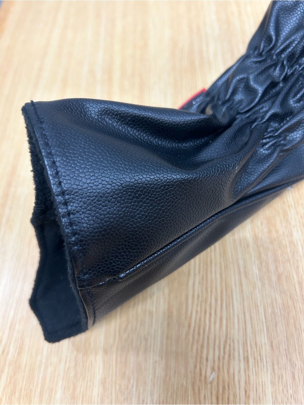 Titleist TSr Driver Head Cover - Picture 8 of 9